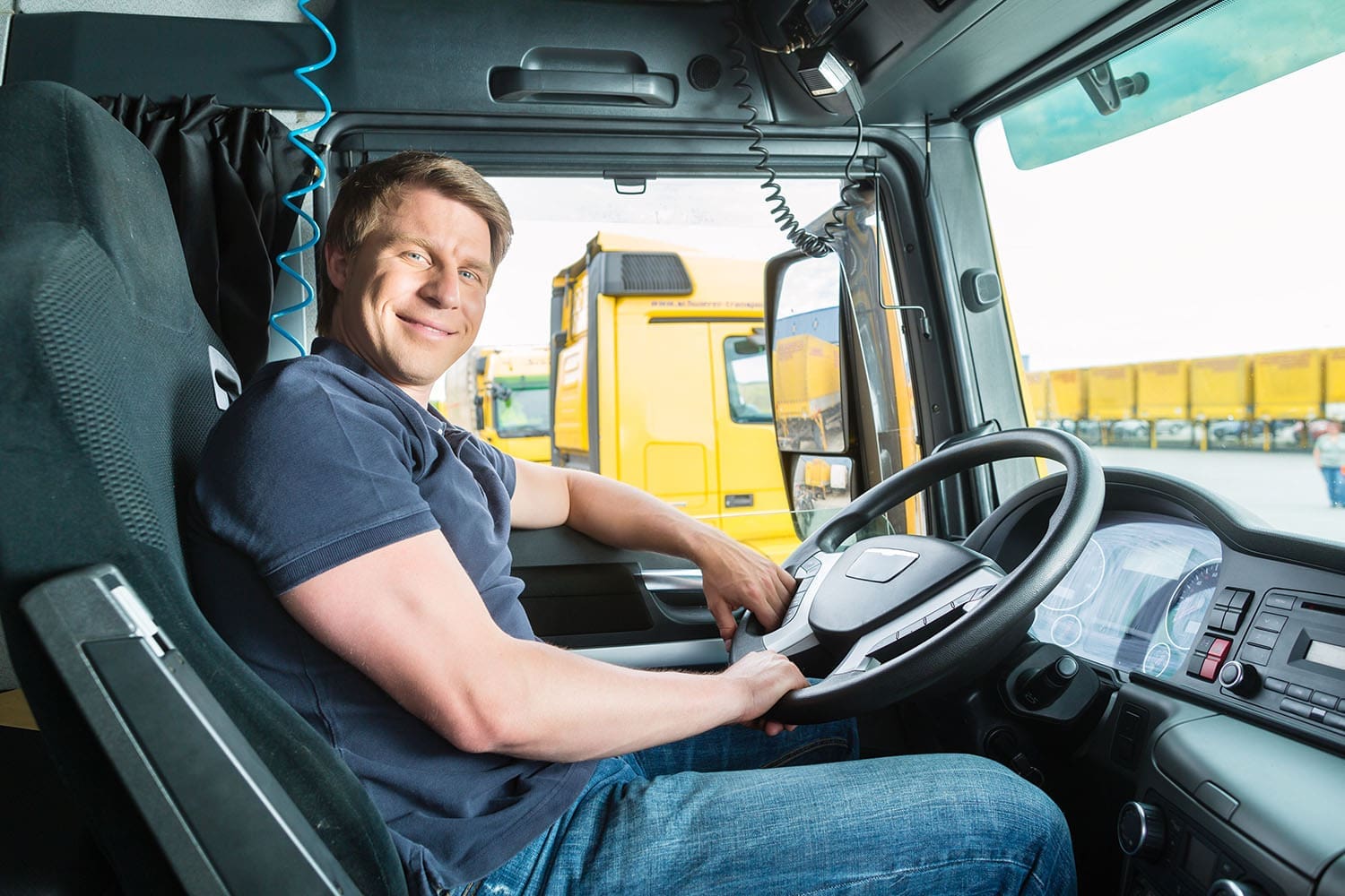owner operator with an active mc number driving a truck